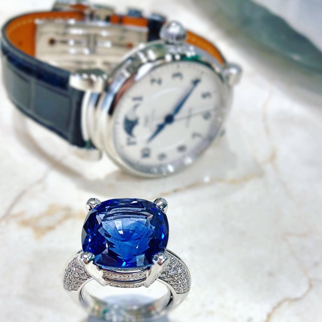Post 5 by Munich Watches on Instagram (image)