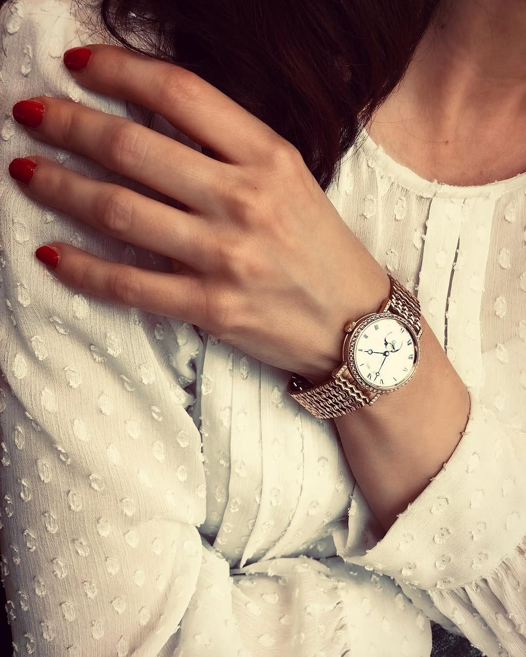 Post 4 by Munich Watches on Instagram (carousel)