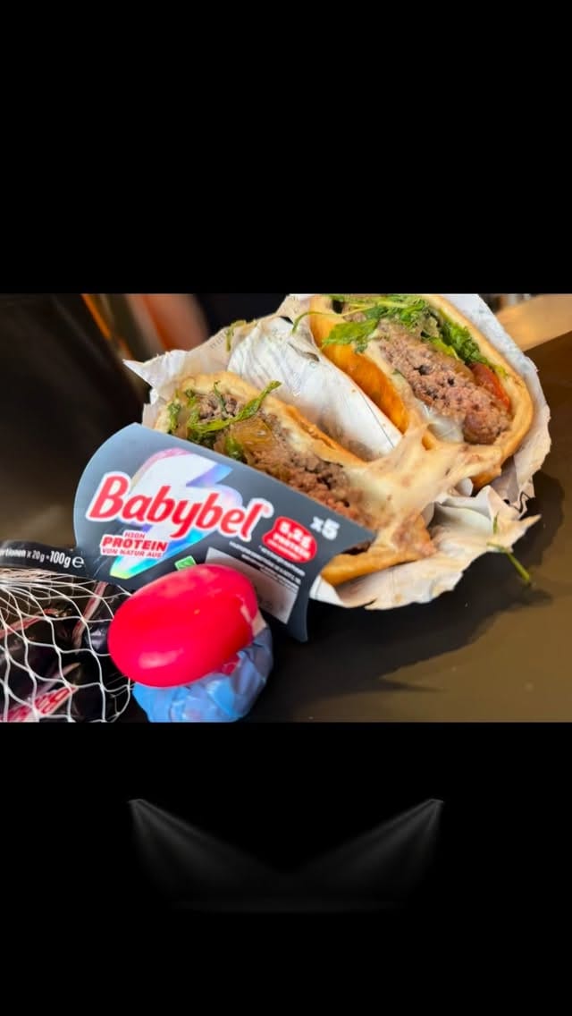 Post 7 by Dan‘s Kitchen on Instagram (video)