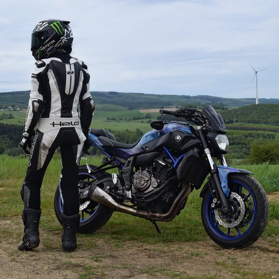 Post 1 by Cathi - Bikergirl - Yamaha MT07 on Instagram (image)