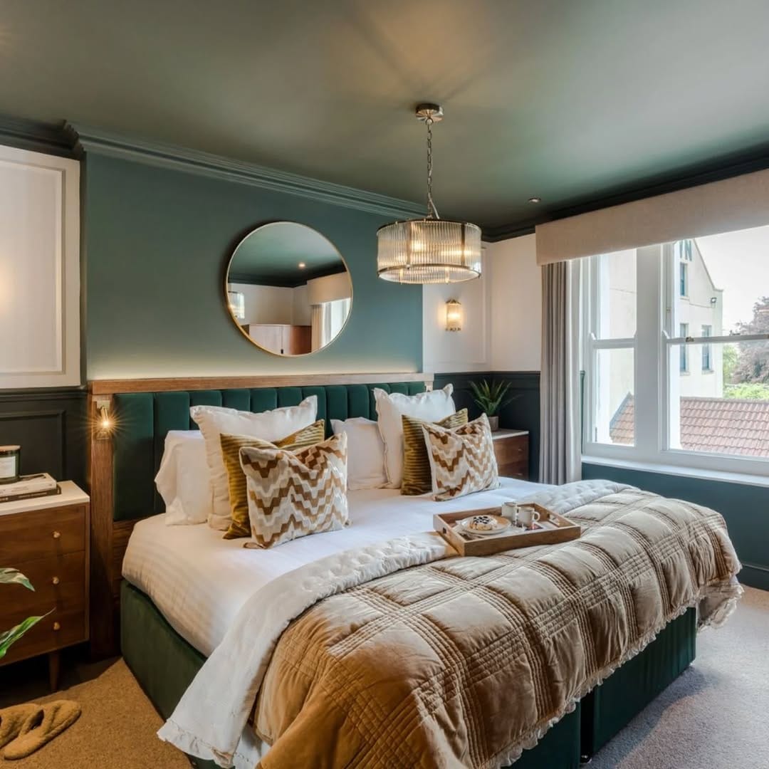 Post 7 by Your Apartment on Instagram (carousel)