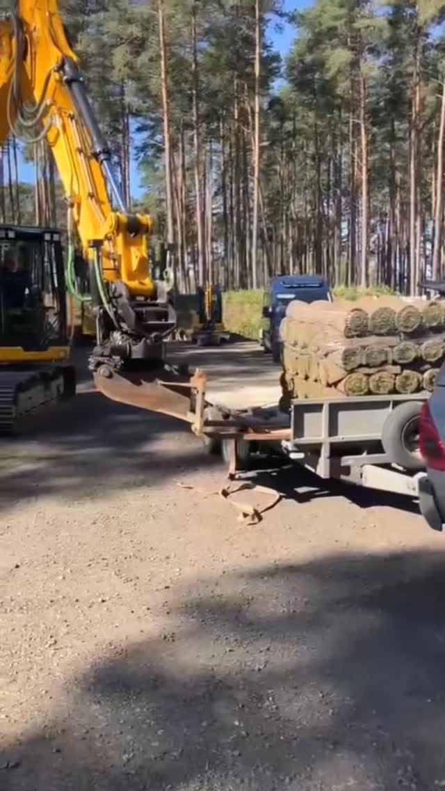 Post 9 by Scot JCB on Instagram (video)