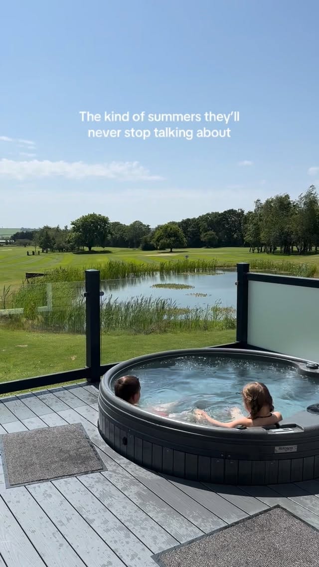 Post 7 by Florence Springs on Instagram (video)