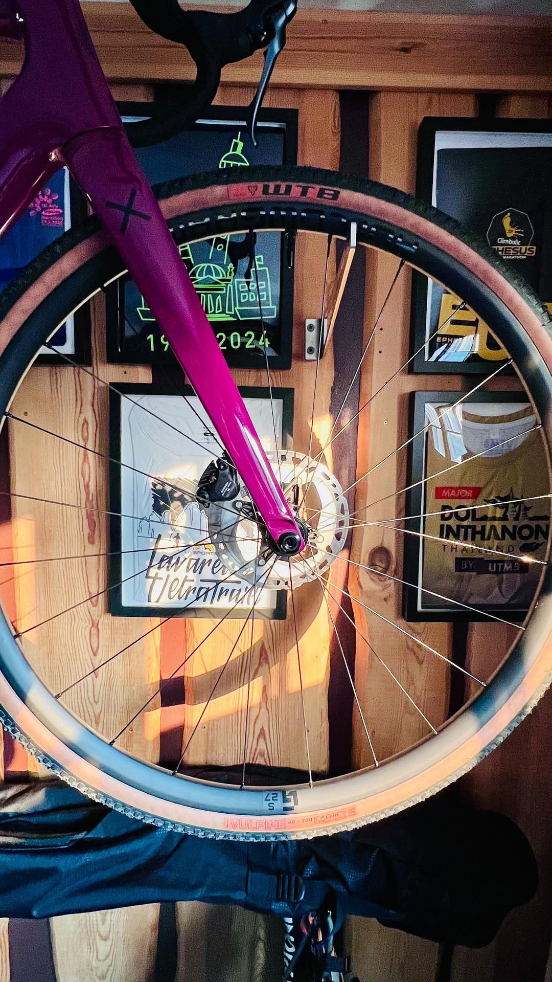 Post 6 by Torsten Hiekmann on Instagram (video)