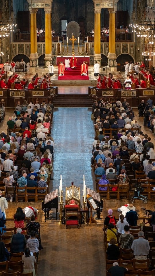 Post 4 by Diocese of Westminster on Instagram (video)