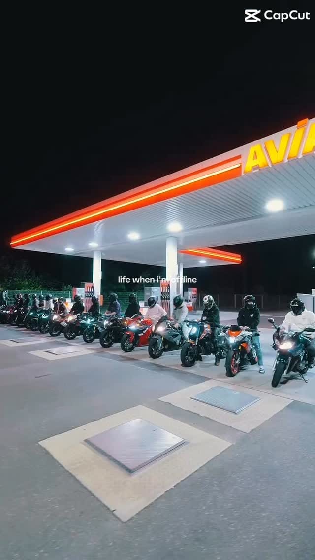 Post 8 by Bikercrew Hessen on Instagram (video)