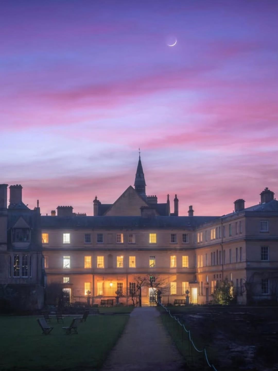Post 1 by Igers Oxford on Instagram (image)