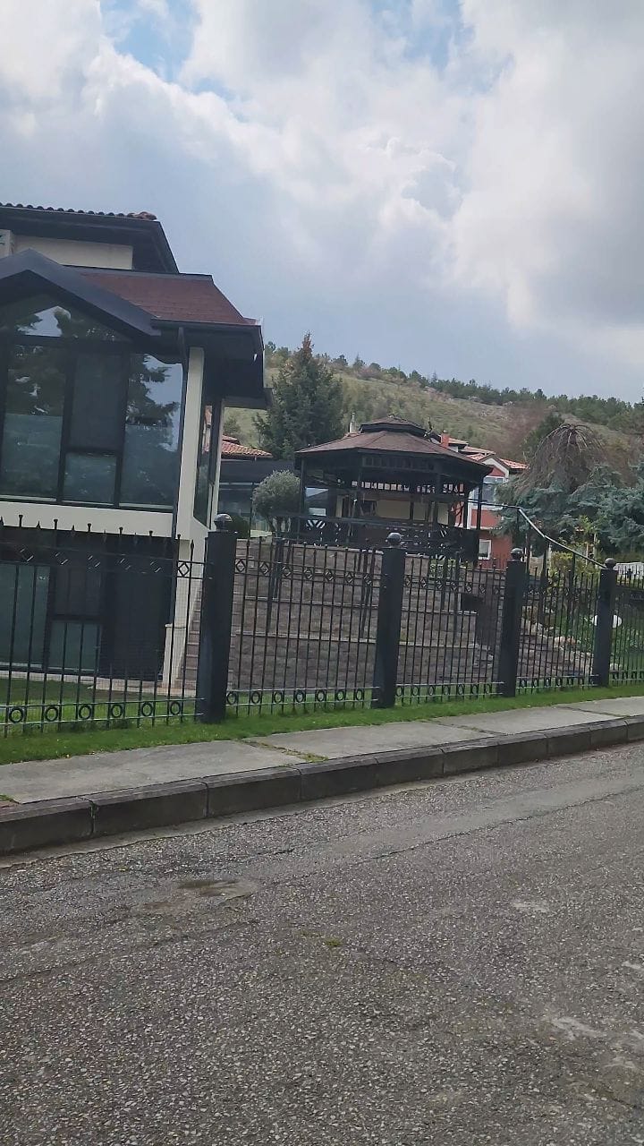 Post 8 by 𝐂̧𝐚𝐲𝐲𝐨𝐥𝐮 𝐆𝐮̈𝐧𝐜𝐞𝐥 on Instagram (video)