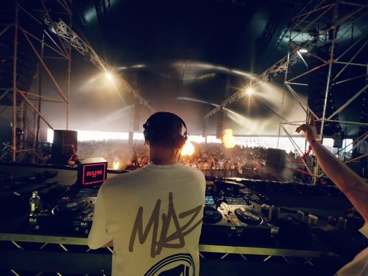 Post 5 by RUN DNB on Instagram (carousel)