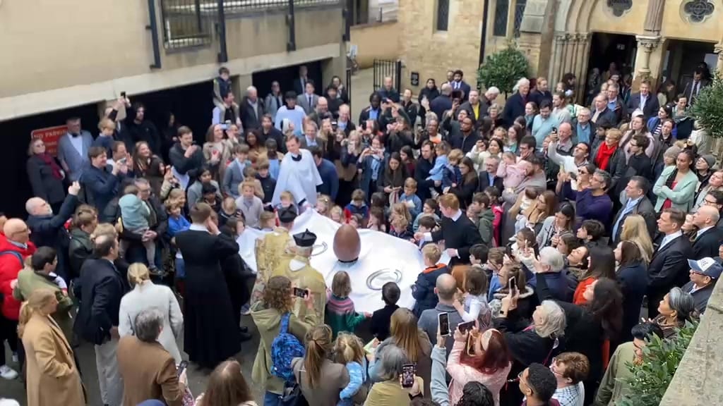Post 8 by The Oxford Oratory on Instagram (video)