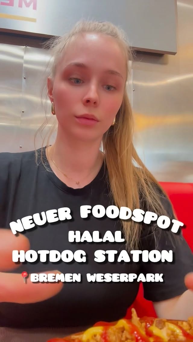 Post 4 by HOT DOG STATION on Instagram (video)