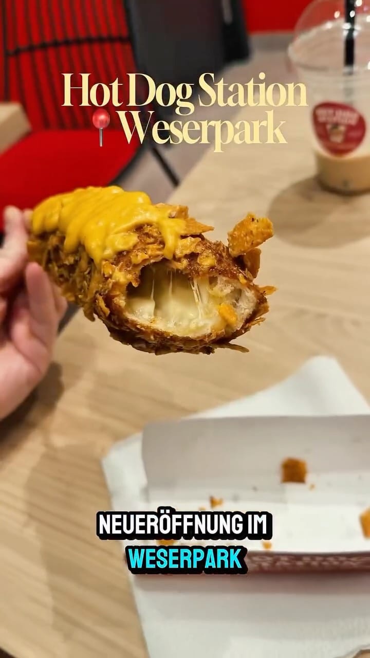 Post 7 by HOT DOG STATION on Instagram (video)