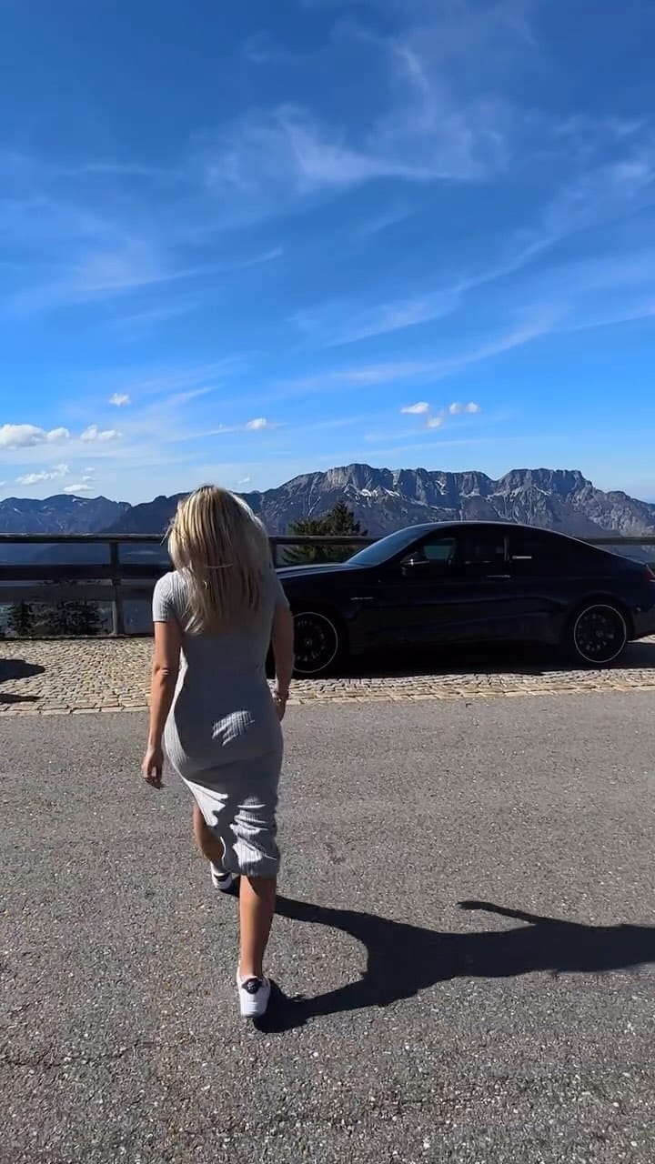Post 6 by ✧ Mona ✧ on Instagram (video)