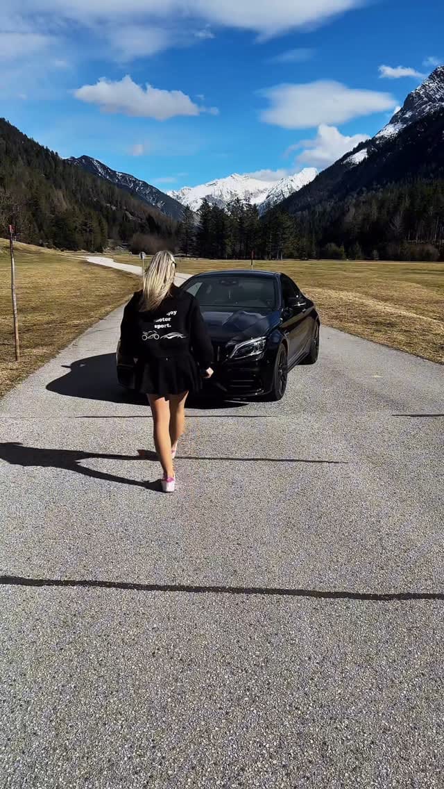 Post 5 by ✧ Mona ✧ on Instagram (video)