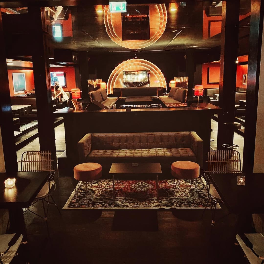 Post 7 by HEART Restaurant & Bar München on Instagram (image)
