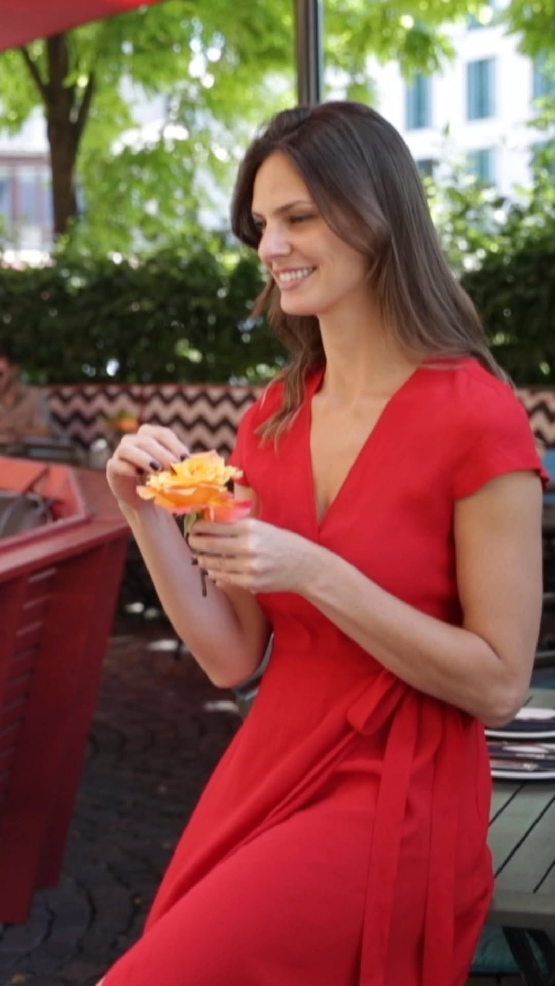 Post 10 by HEART Restaurant & Bar München on Instagram (video)