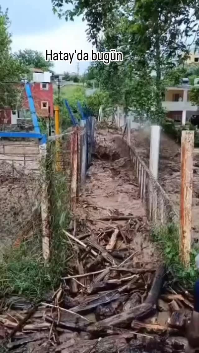 Post 4 by Mersin 33 Akdeniz on Instagram (video)