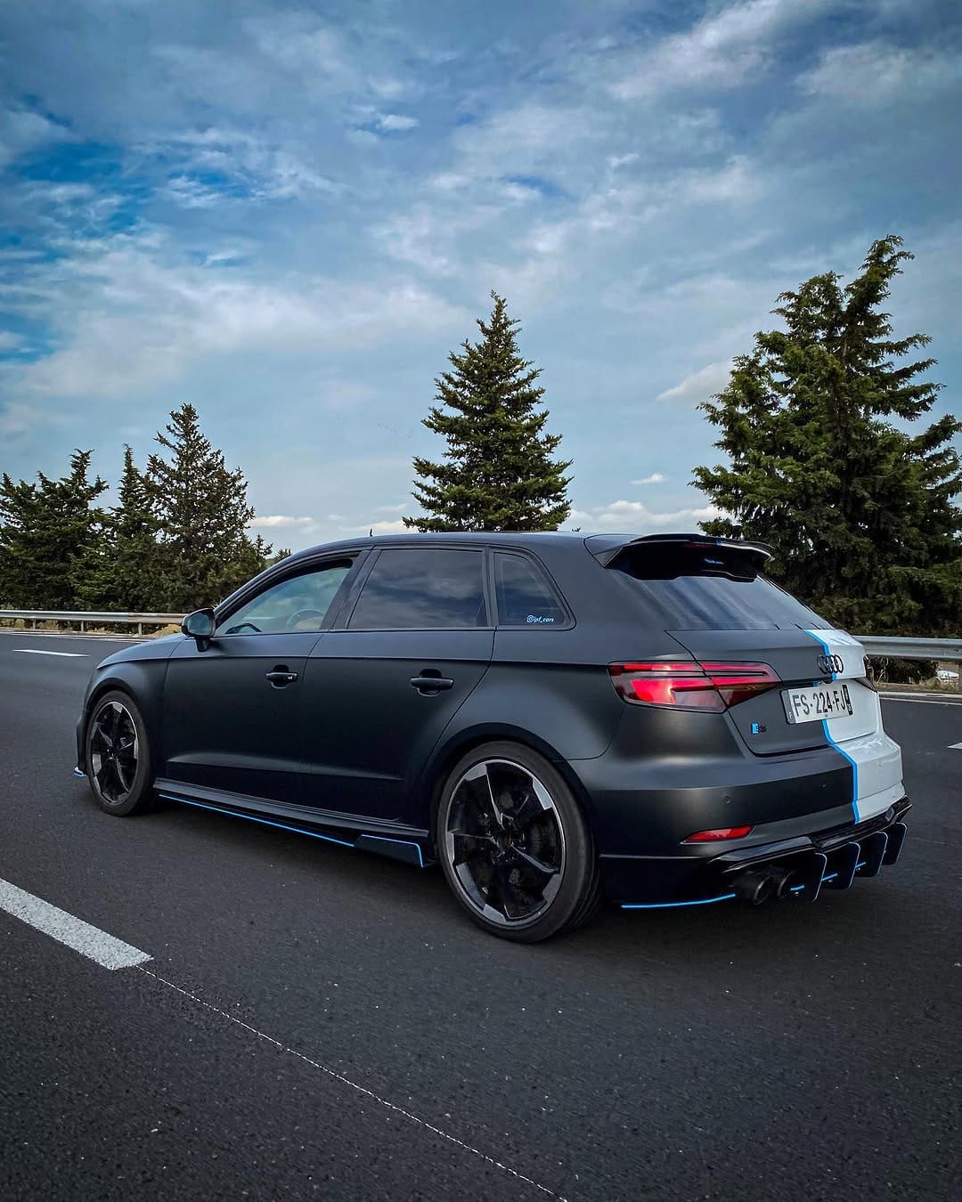 Post 10 by Julien | ipf 🚗 on Instagram (image)