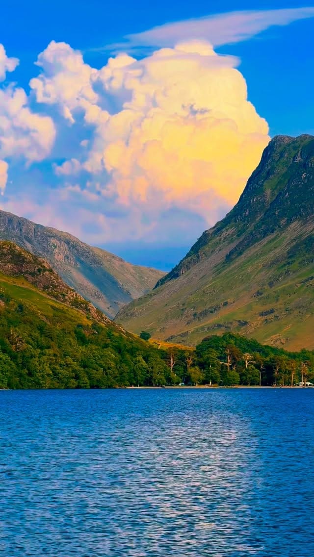 Post 1 by Lake District on Instagram (video)
