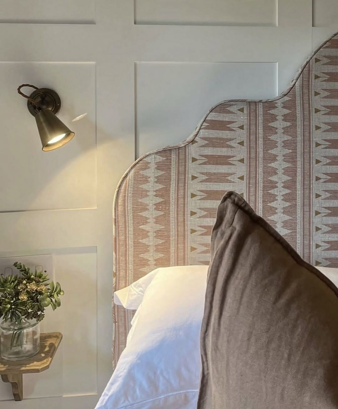 Post 7 by Luxury Cottage in the Cotswolds on Instagram (image)
