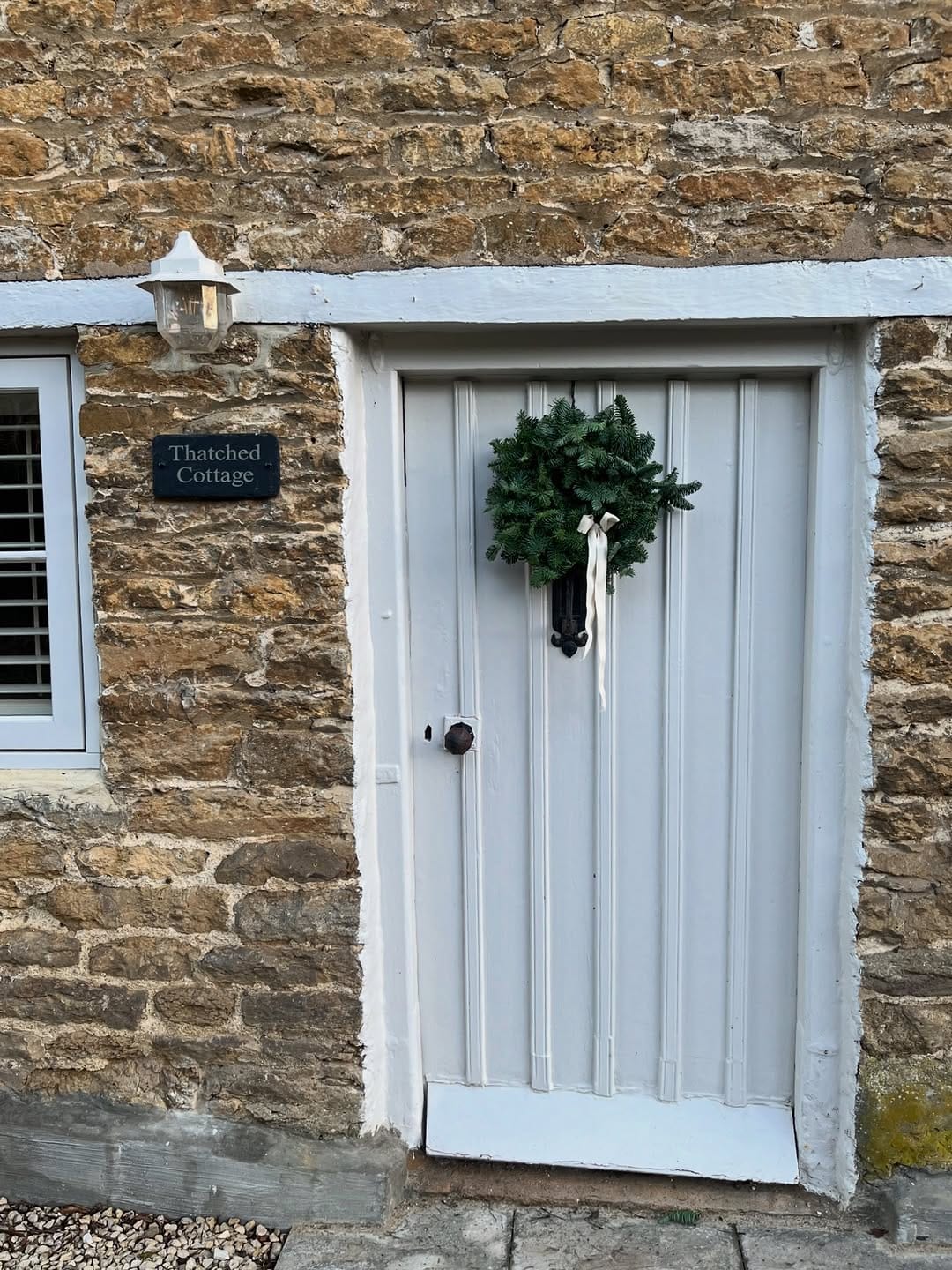 Post 4 by Luxury Cottage in the Cotswolds on Instagram (image)