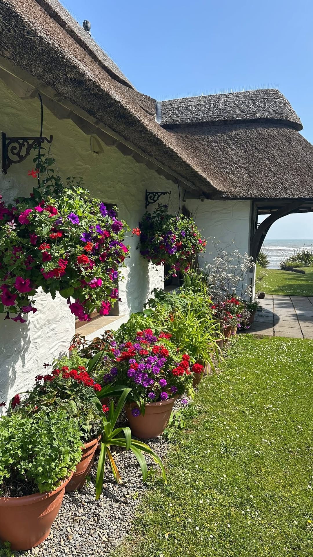Post 1 by The Cottages Ireland on Instagram (video)