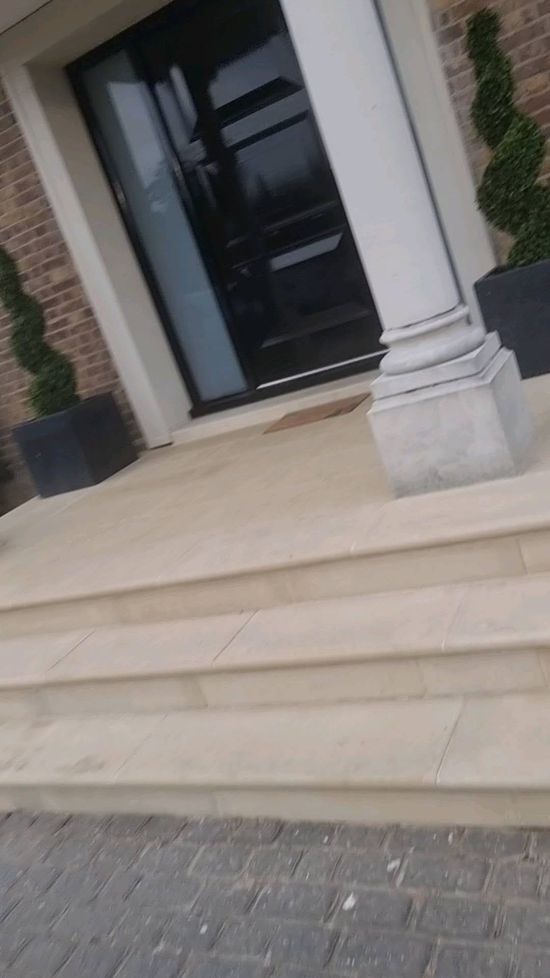 Post 6 by Tenimic Real Estate GroupUK💎🇬🇧 on Instagram (video)