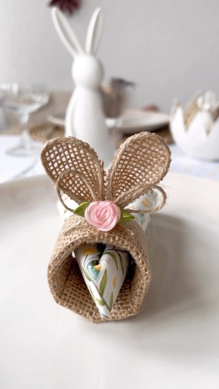 Post 10 by Vanessa | Do It Yourself on Instagram (video)