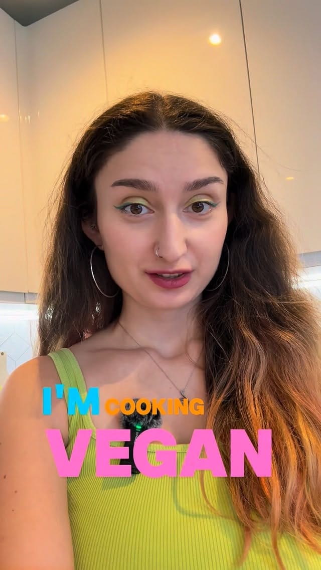 Post 2 by SelinaYilmaz on Instagram (video)