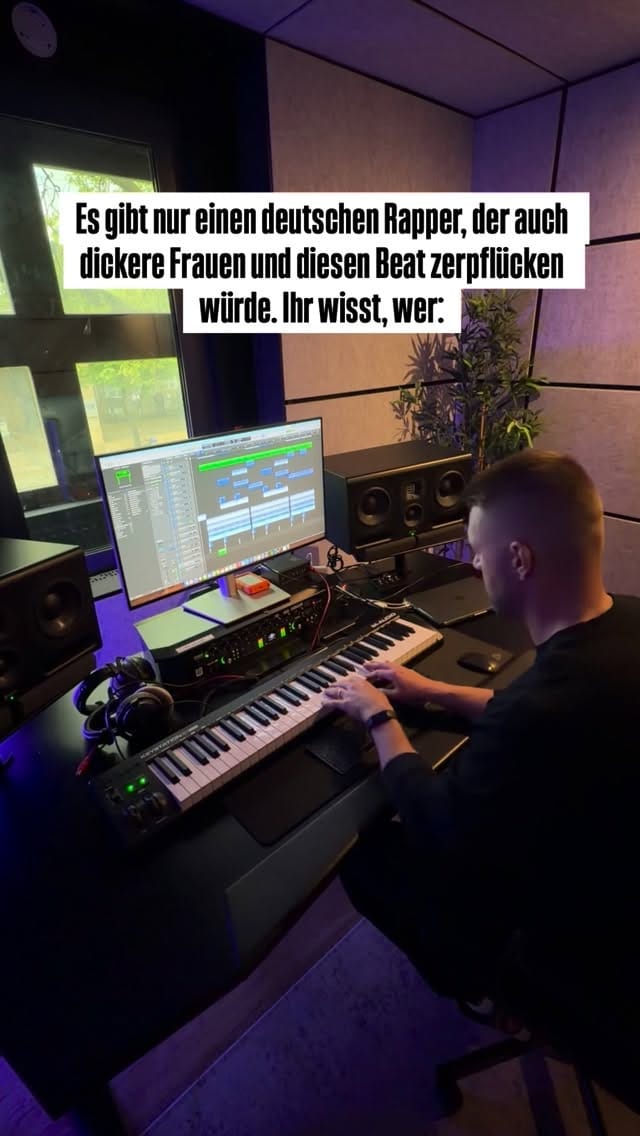 Post 6 by DeeVoe on Instagram (video)