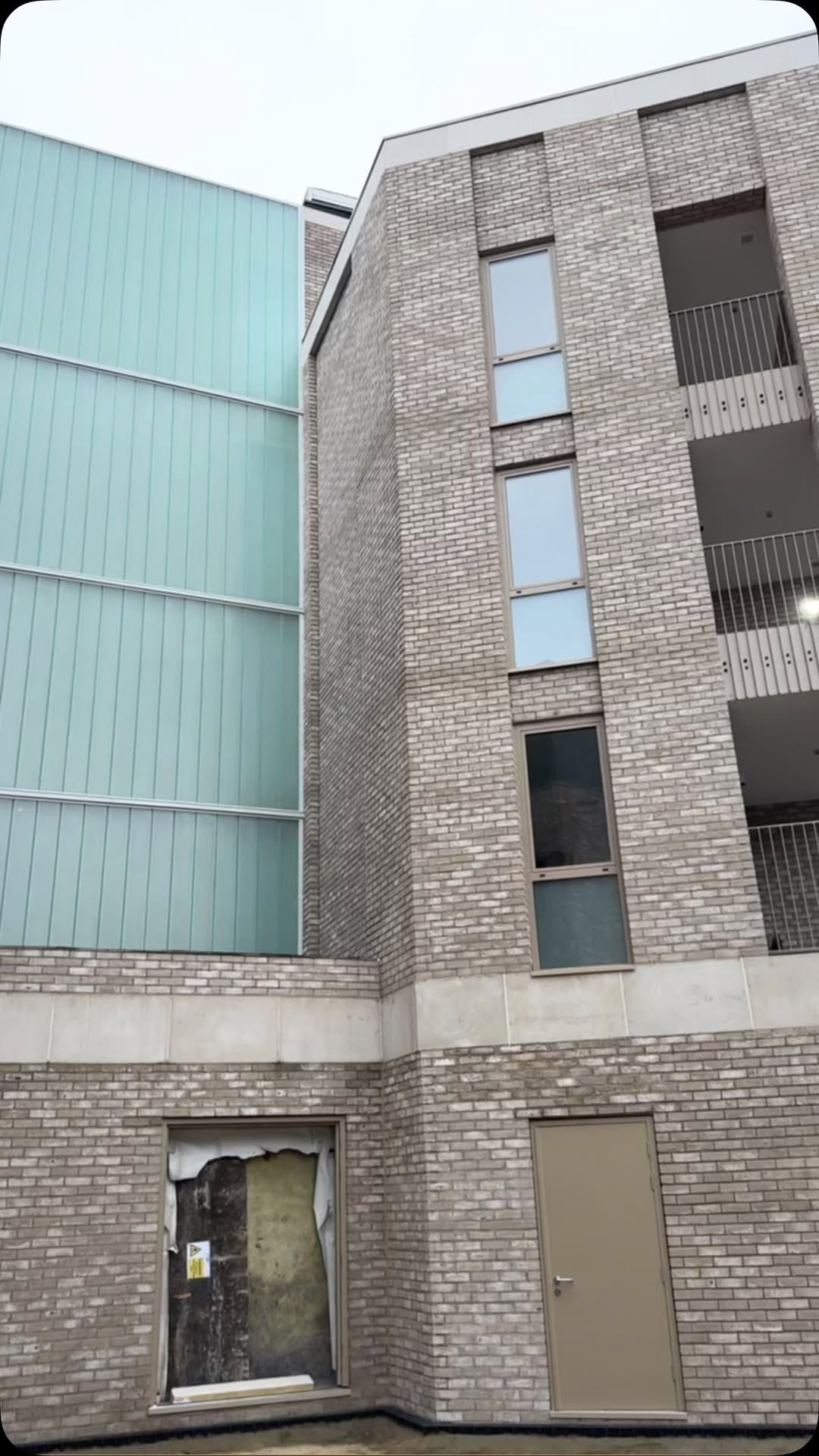 Post 3 by Lita Homes on Instagram (video)