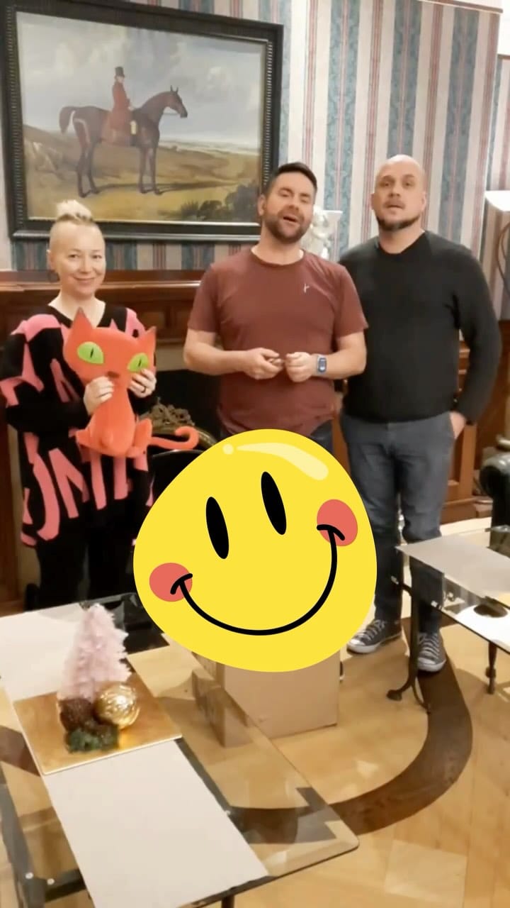 Post 5 by ONAIR on Instagram (video)