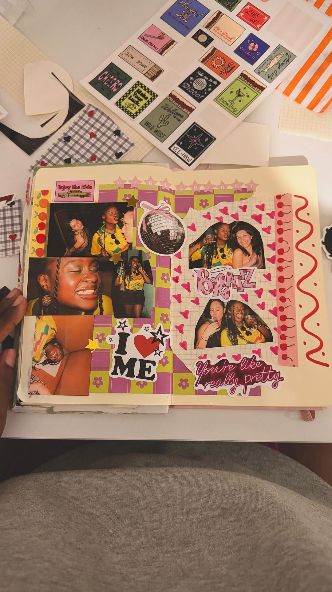 Post 8 by Séréna★ on Instagram (video)