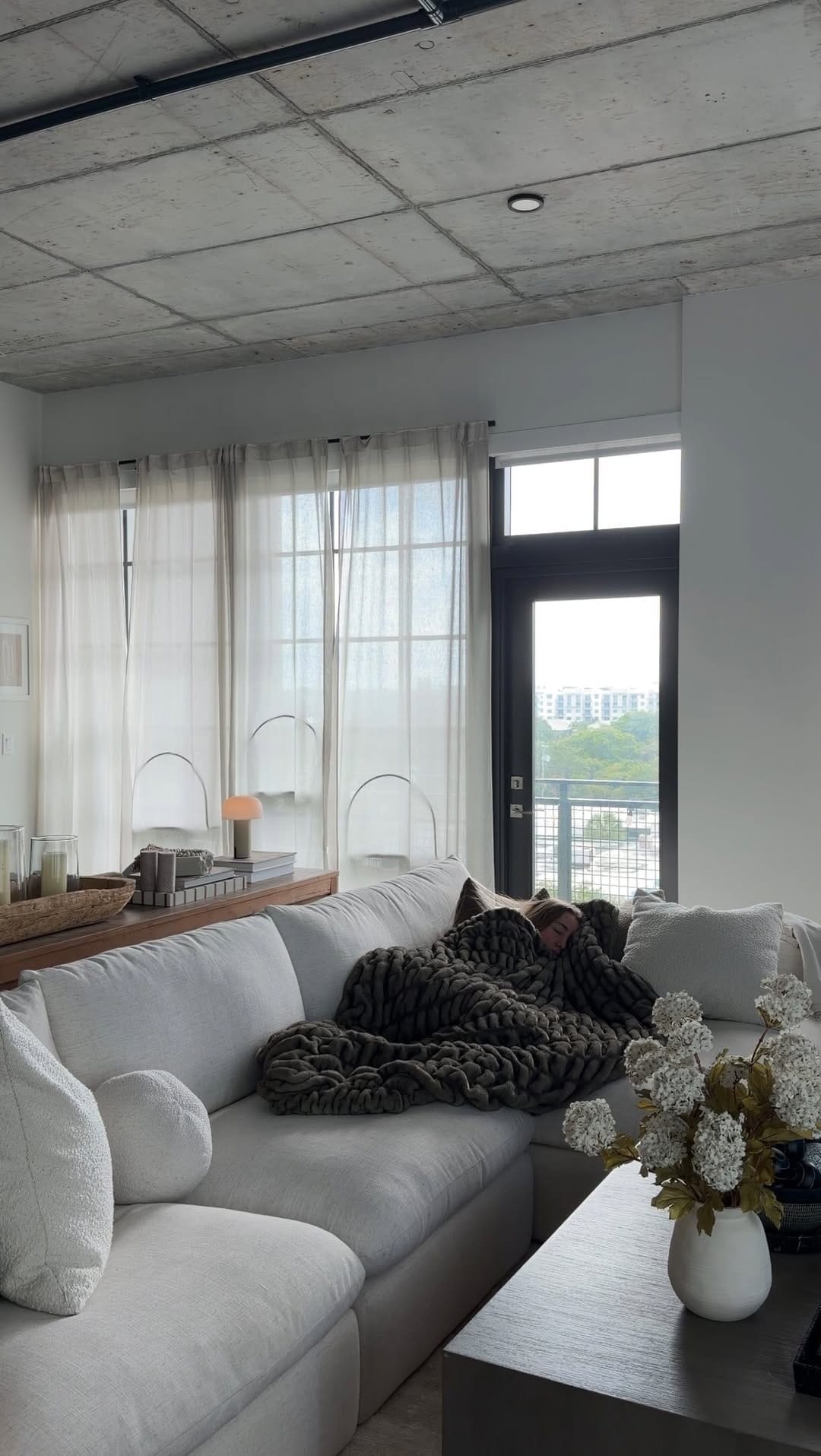 Post 8 by Macy Mariano on Instagram (video)