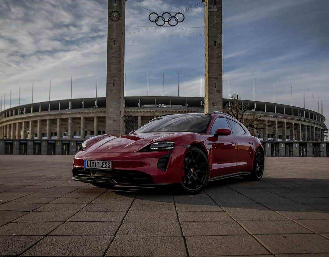 Post 9 by Limitless Performance on Instagram (carousel)