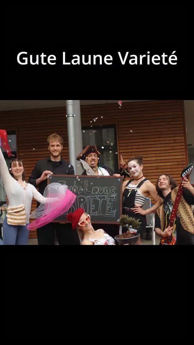 Post 2 by Julia Wahl on Instagram (video)