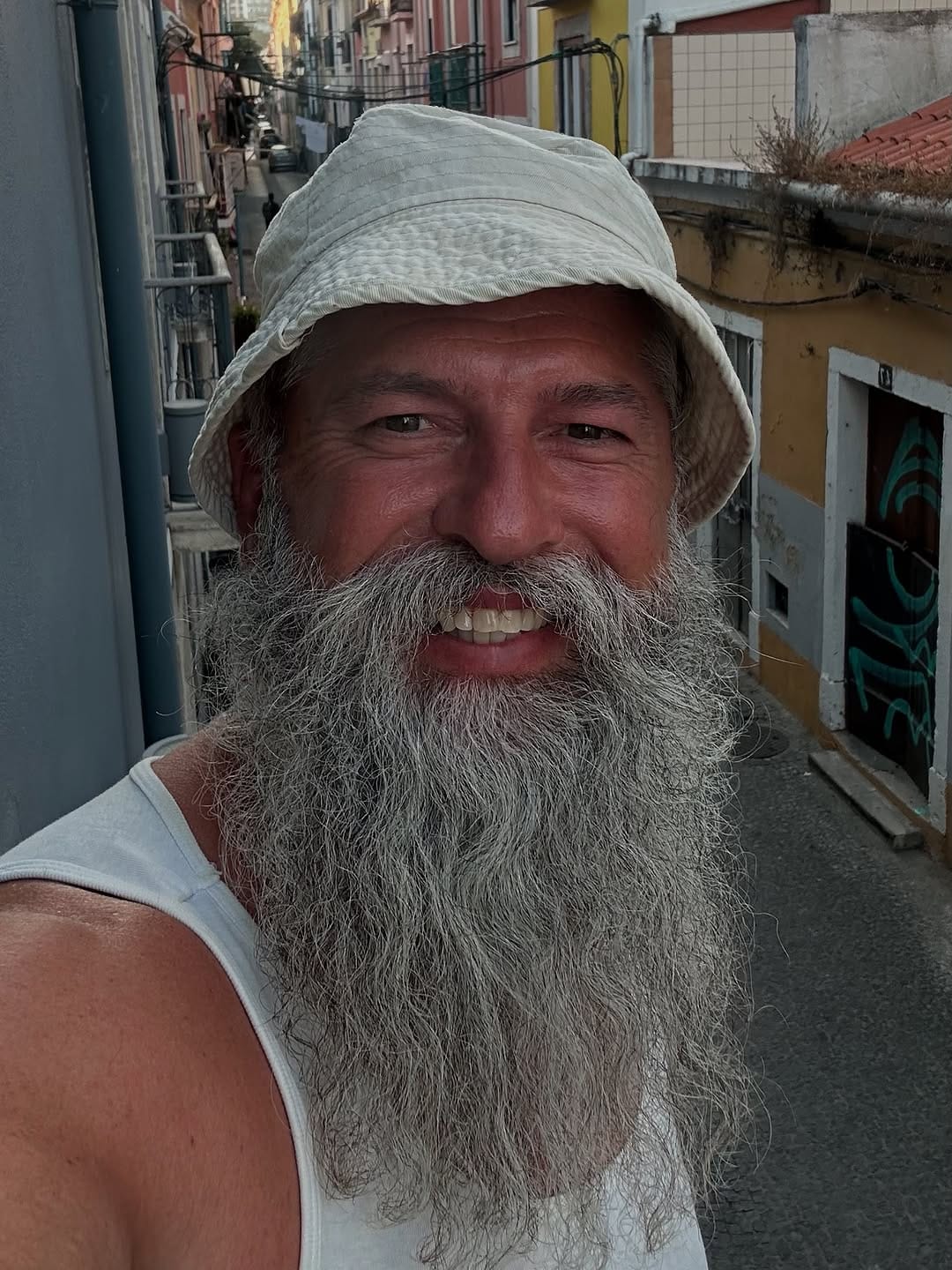 Post 7 by Tolga Yildirim | beard expert on Instagram (image)