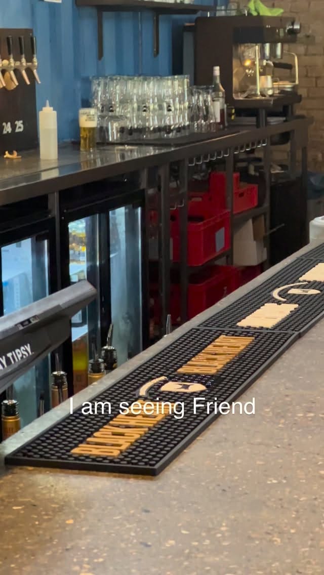Post 3 by DogTap Berlin on Instagram (video)