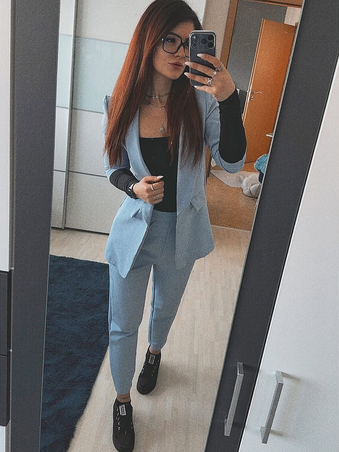 Post 5 by 𝐀𝐧𝐠𝐞𝐥𝐢𝐧𝐚 🌹 on Instagram (carousel)
