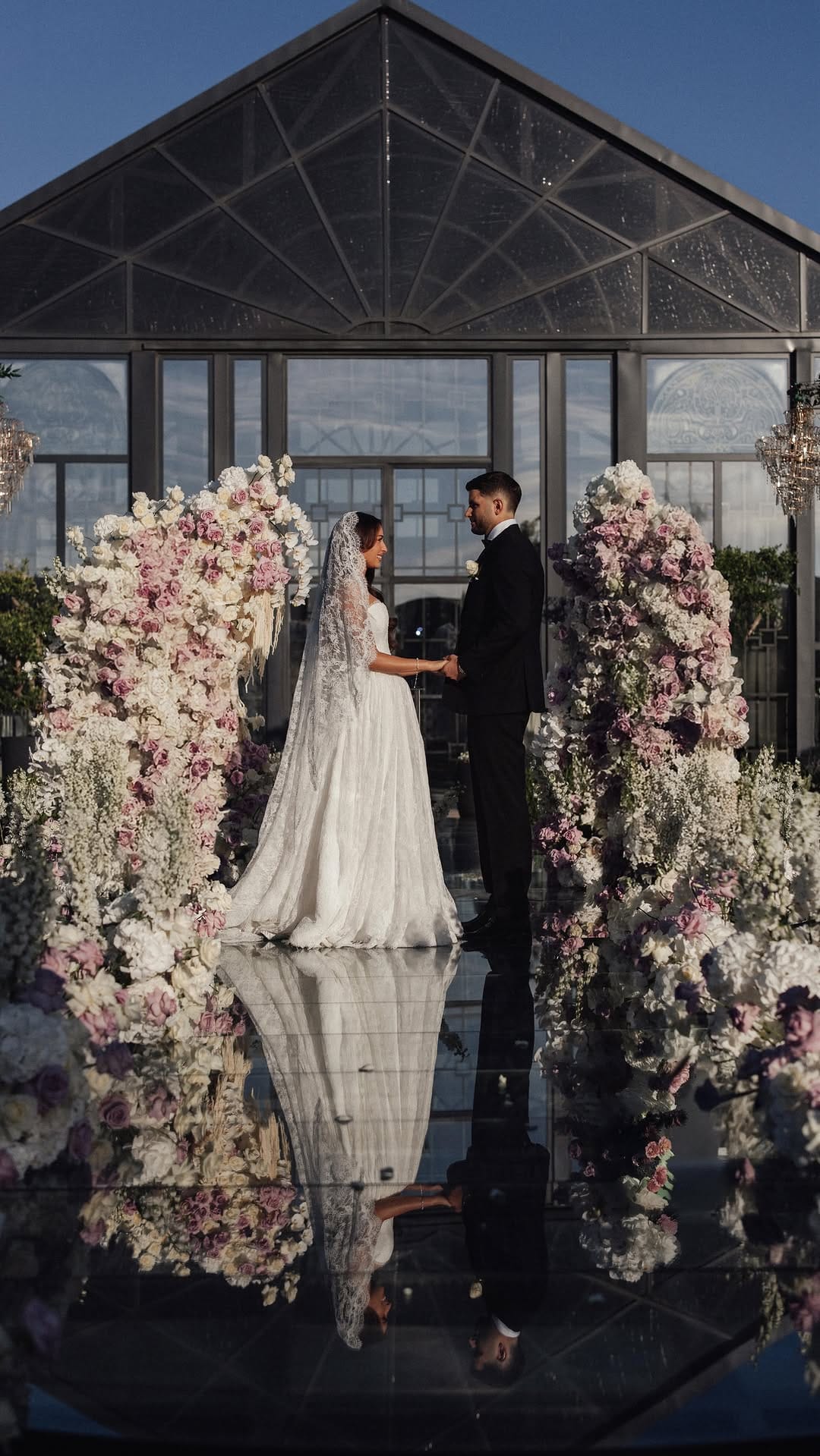 Post 6 by Sofia Ruff | Wedding Photo & Film on Instagram (video)