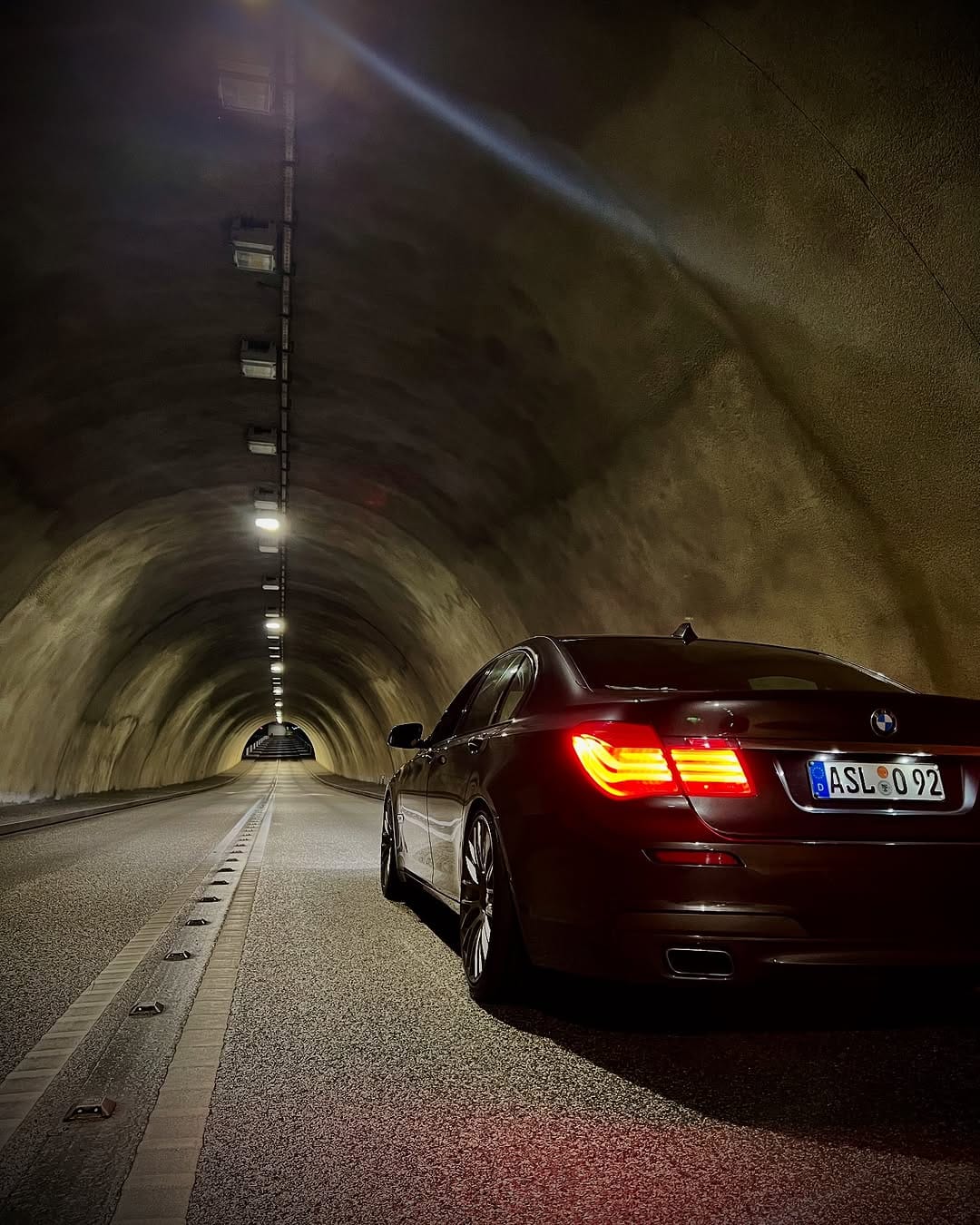 Post 7 by Oliver Müller on Instagram (image)