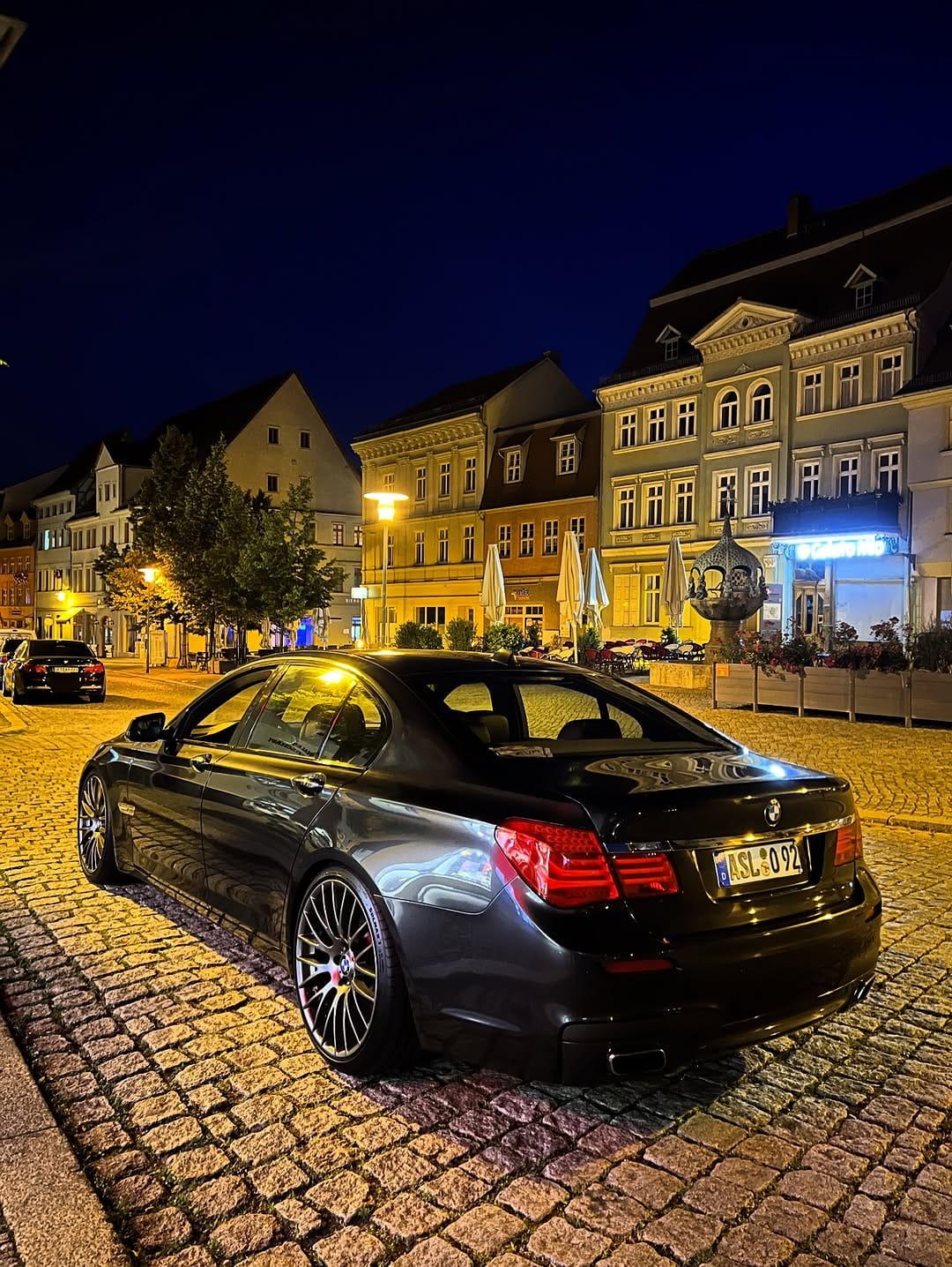 Post 5 by Oliver Müller on Instagram (image)