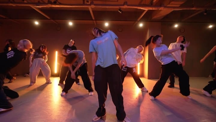 Post 10 by T I N A  K A M A L I👽 on Instagram (video)