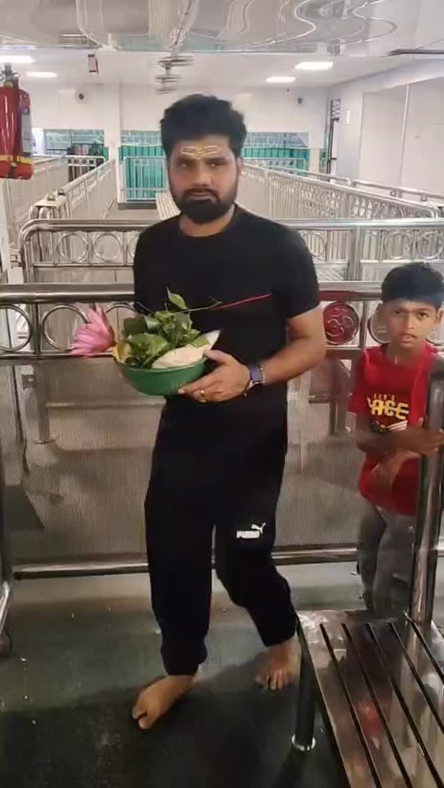 Post 8 by Ritesh Singh on Instagram (video)