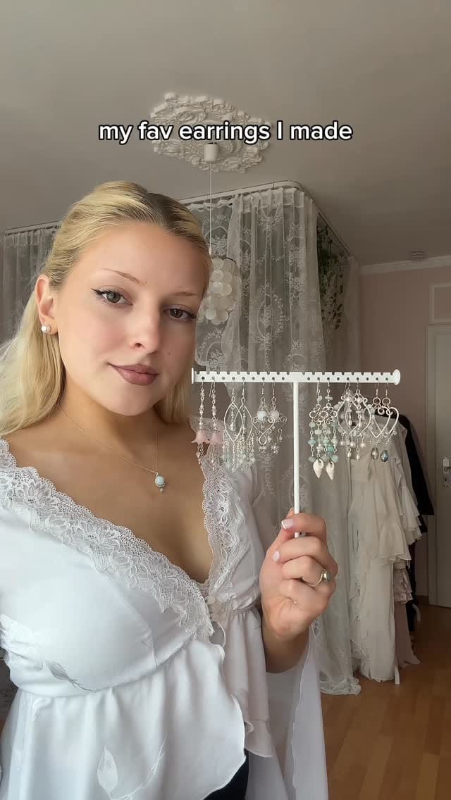 Post 2 by KATJUSHA on Instagram (video)