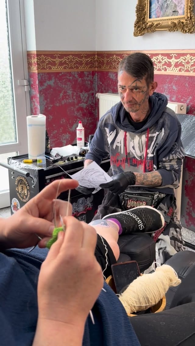 Post 7 by Schmierfink TATTOO Studio on Instagram (video)