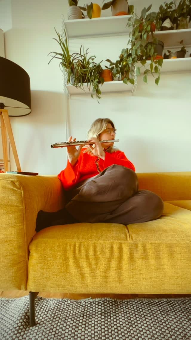 Post 3 by Karen Hofstetter on Instagram (video)