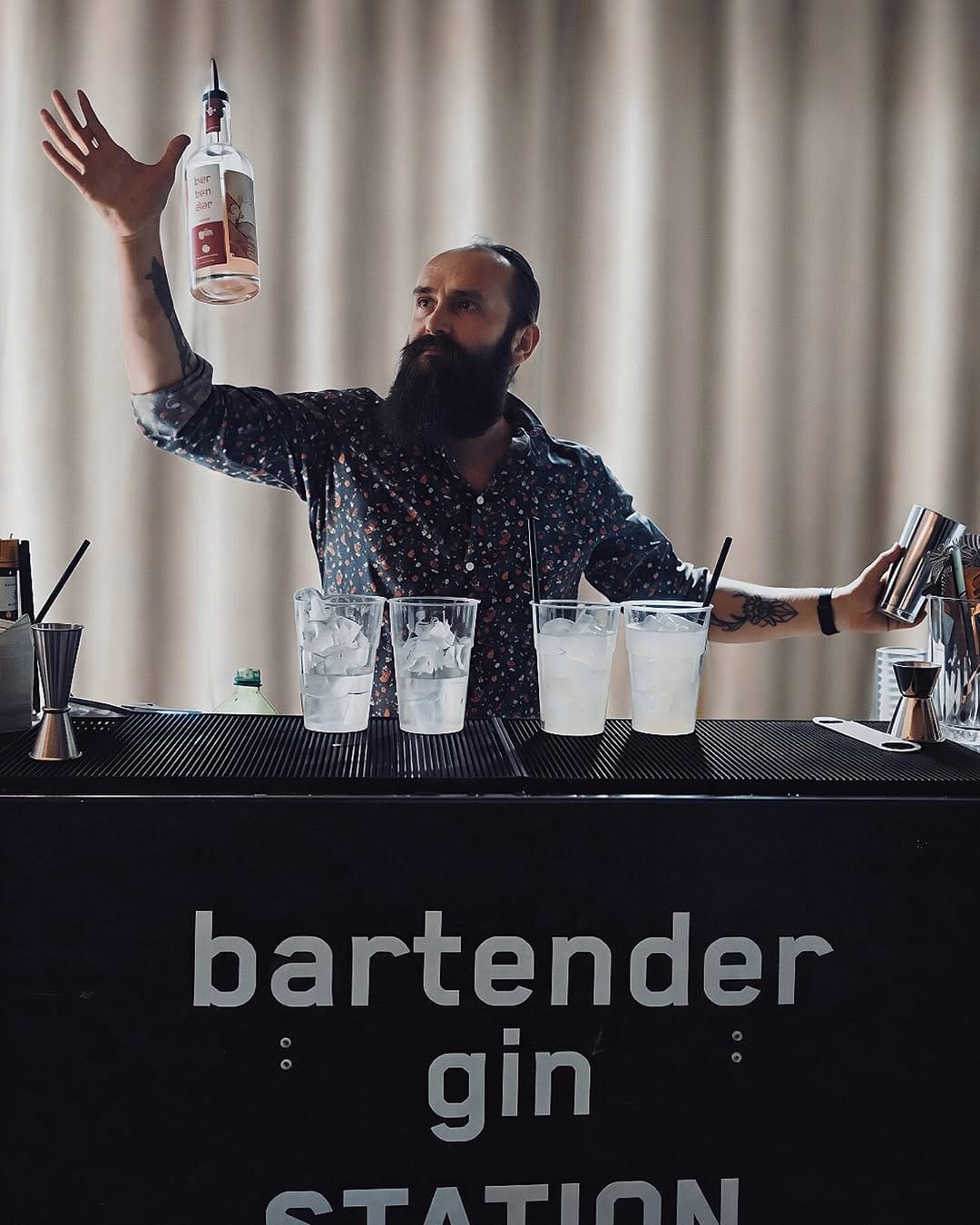 Post 3 by Bar Akademija on Instagram (carousel)
