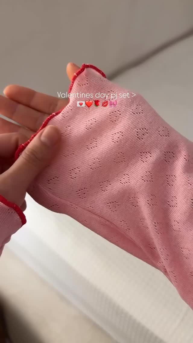 Post 1 by Handmade by emma on Instagram (video)