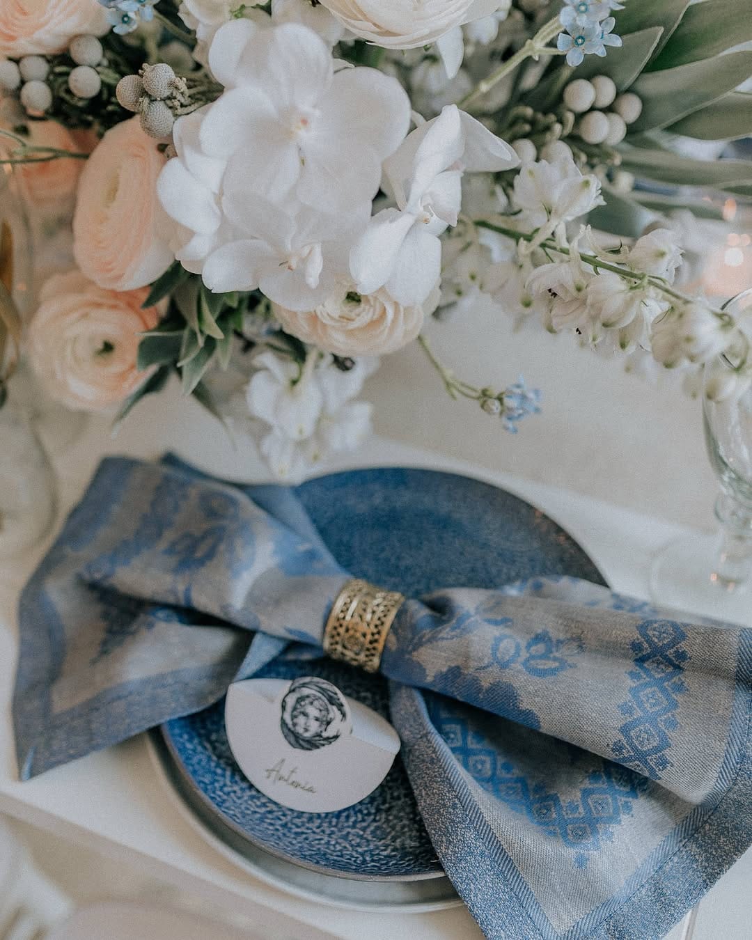 Post 7 by DOREEN WINKING - WEDDING & EVENTPLANNER on Instagram (image)